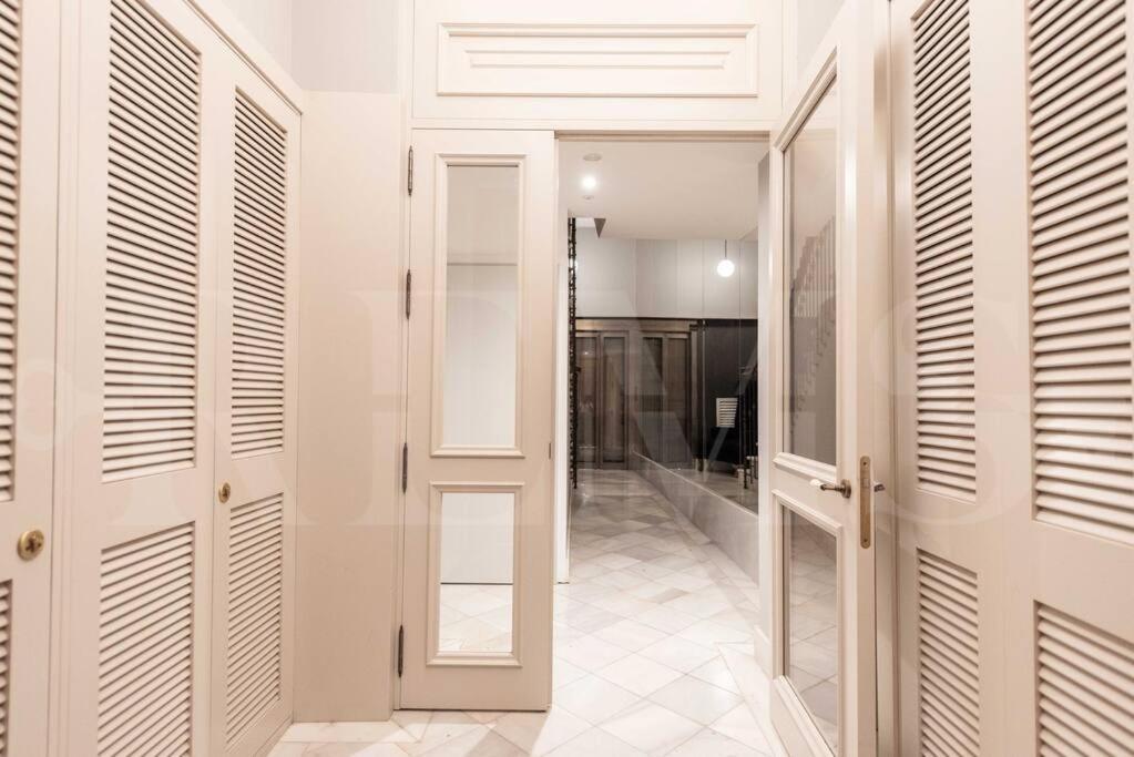 מאלגה Contemporary Loft In The Historic City Center By Rems מראה חיצוני תמונה
