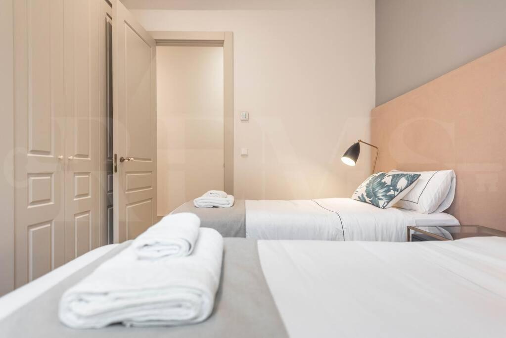 מאלגה Contemporary Loft In The Historic City Center By Rems מראה חיצוני תמונה