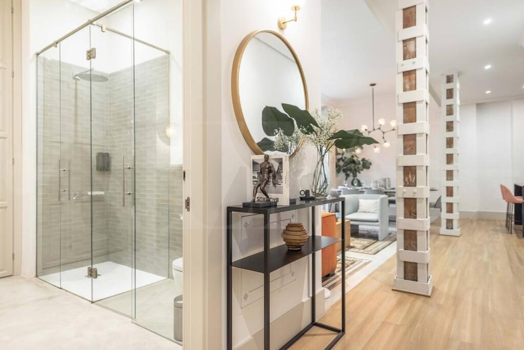 מאלגה Contemporary Loft In The Historic City Center By Rems מראה חיצוני תמונה
