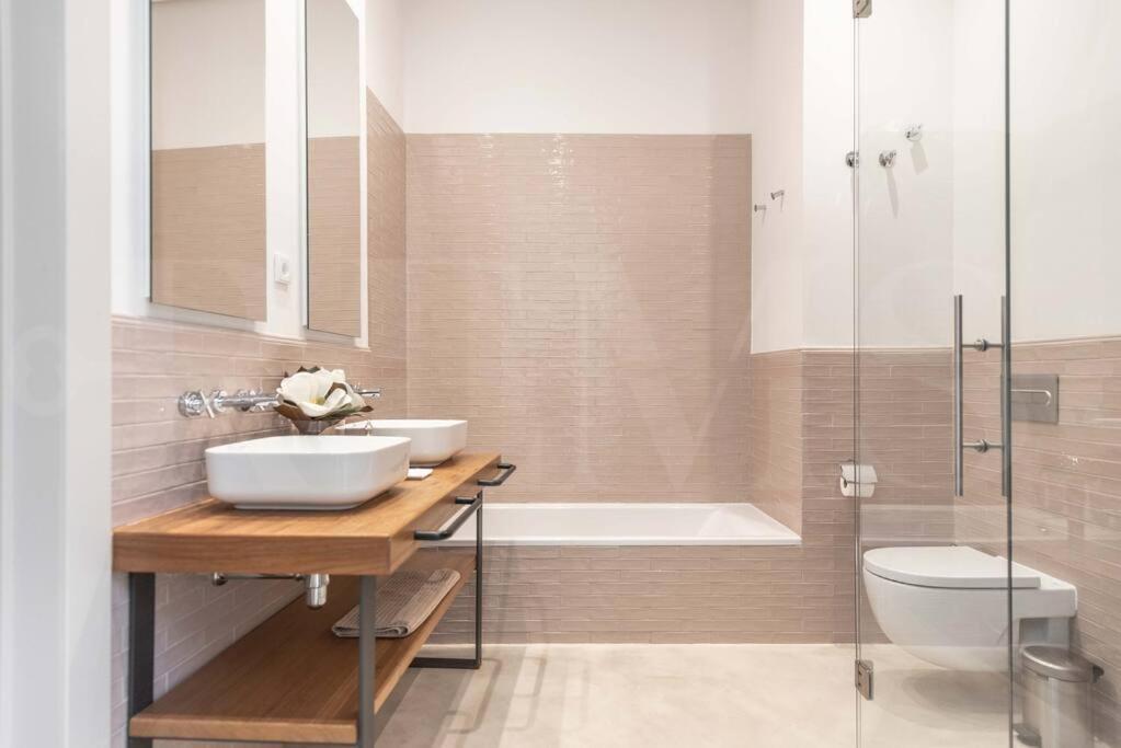 מאלגה Contemporary Loft In The Historic City Center By Rems מראה חיצוני תמונה
