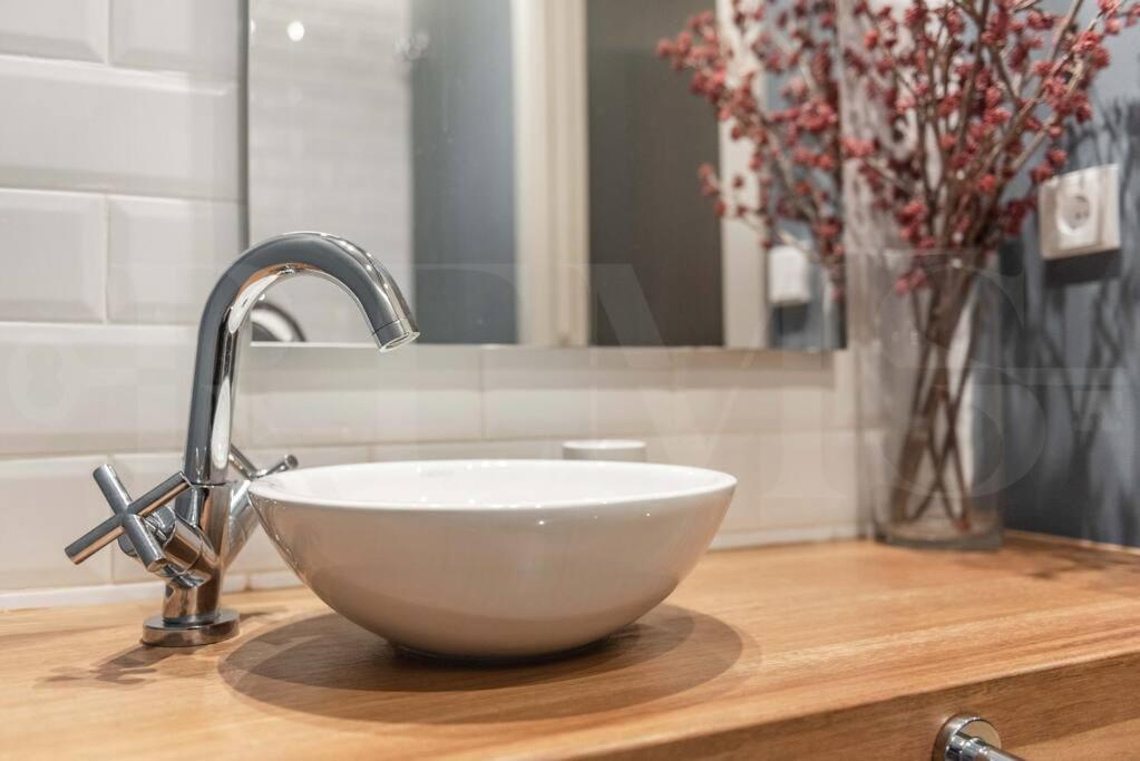 מאלגה Contemporary Loft In The Historic City Center By Rems מראה חיצוני תמונה